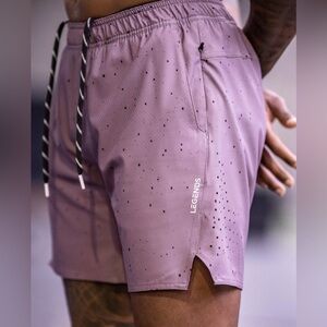 Legends Relay Short in Arctic Dusk